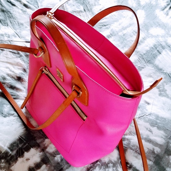 Stunning pink Dooney and Bourke Satchel Bag